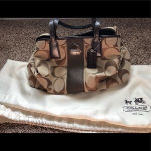 Coach F13533 Handbag- F1071-F13533 |EXCELLENT